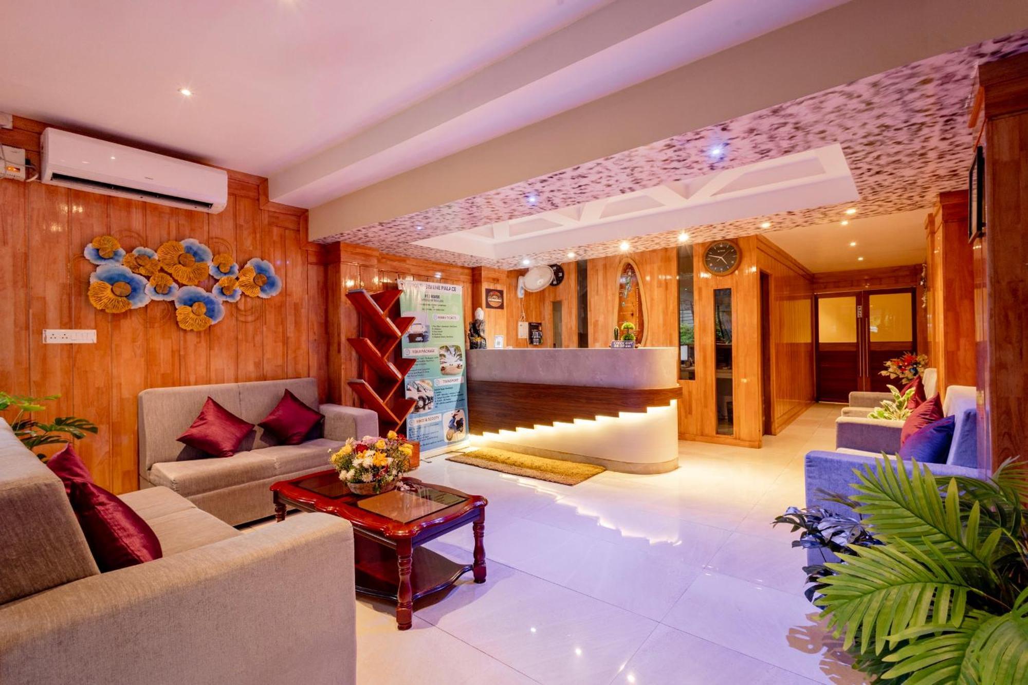 Hotel Serene Palace 布莱尔港 外观 照片